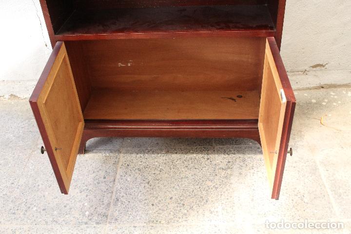 Antig&uuml;edades: mueble armario estanteria - Foto 8