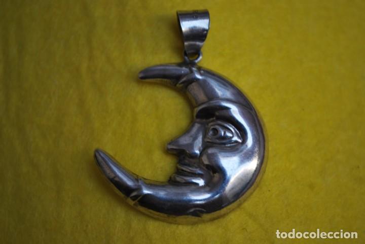 Antig&uuml;edades: colgante de plata - Foto 2