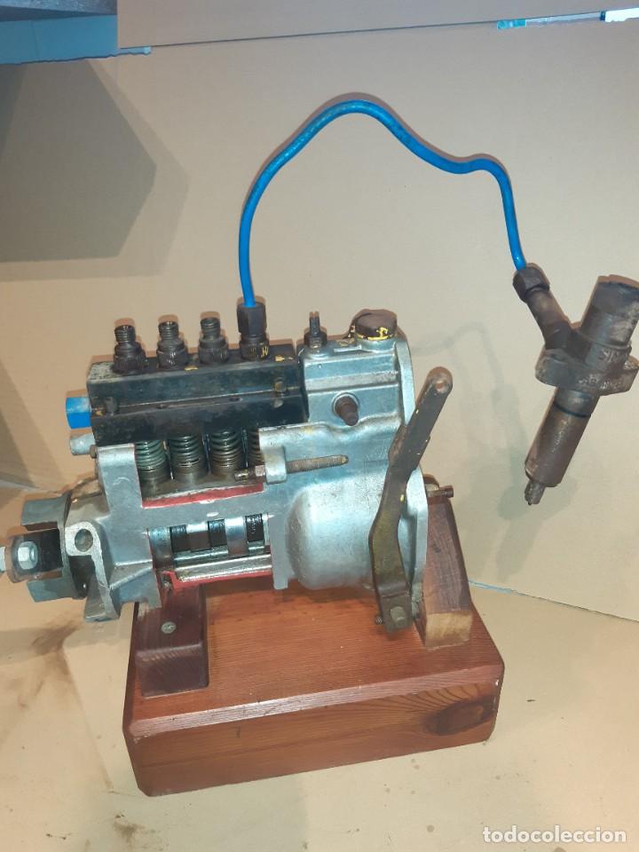 Antig&uuml;edades: Antiguo material did&aacute;ctico autoescuela - Foto 6