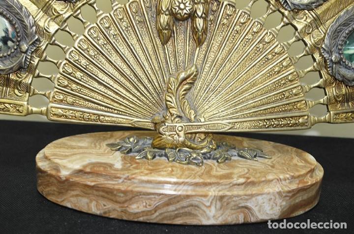 Antig&uuml;edades: ABANICO ANTIGUO DE BRONCE DORADO - Foto 5