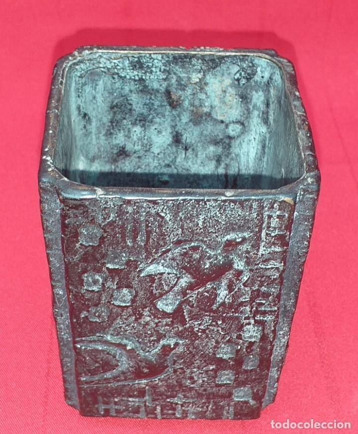 Antig&uuml;edades: VASO DE BRONCE FIRMADO SEMA - Foto 2