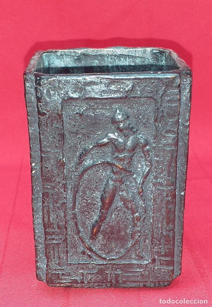 Antig&uuml;edades: VASO DE BRONCE FIRMADO SEMA - Foto 4