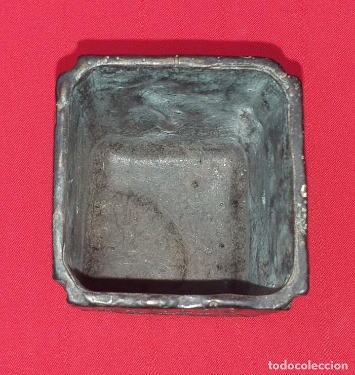 Antig&uuml;edades: VASO DE BRONCE FIRMADO SEMA - Foto 7