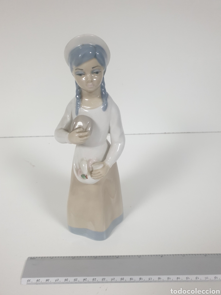 Antiguidades: Figura casades porcelana
