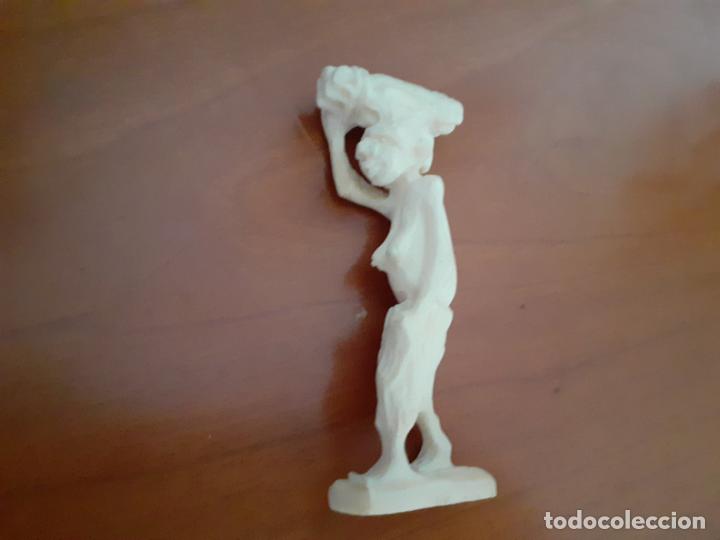 Antig&uuml;edades: 6 Figuras etnicas talladas - Foto 13