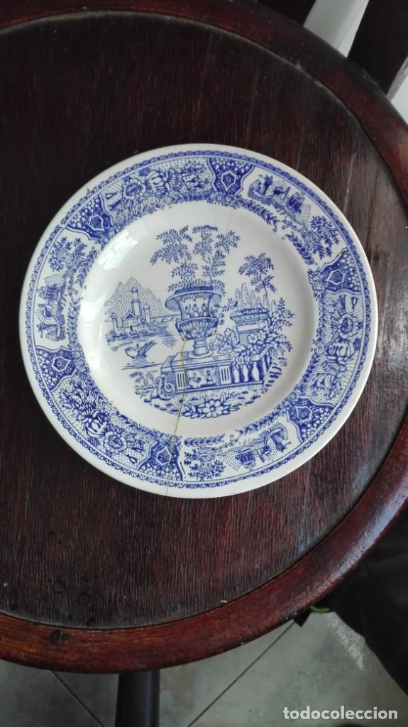 Antig&uuml;edades: Plato de postre de Vargas Segovia - Foto 1