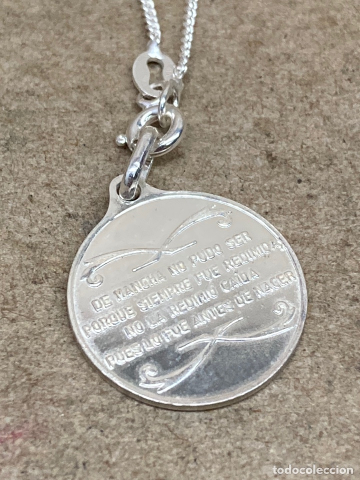 Antig&uuml;edades: Medalla y cadena de plata - Foto 2