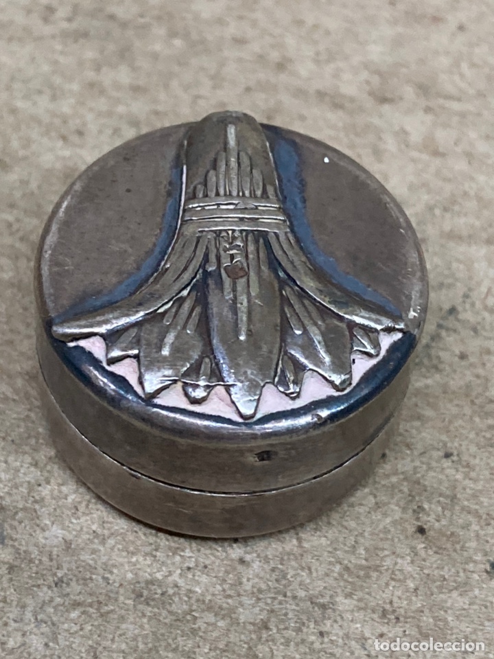 Antig&uuml;edades: Cajita de plata /K03 - Foto 1