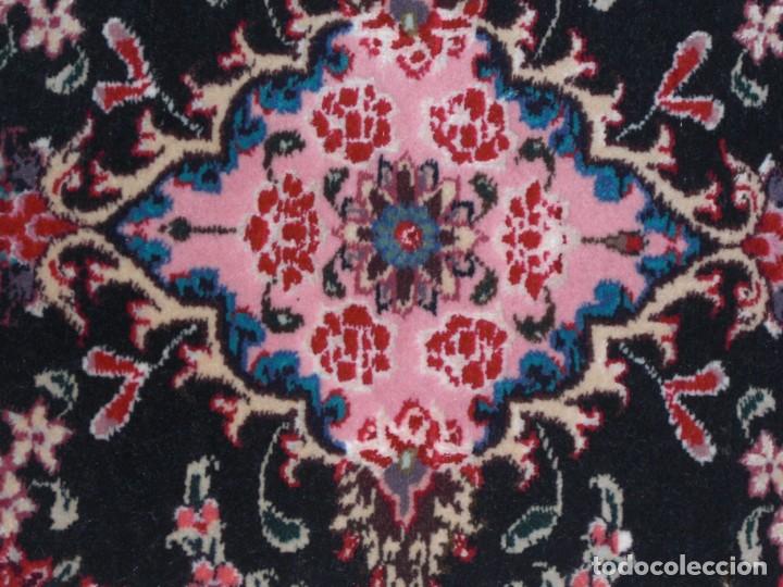 Antig&uuml;edades: Alfombra persa (A008-001) - Foto 2