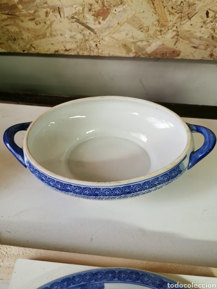 Antig&uuml;edades: Sopera de porcelana circa 1980 - Foto 2