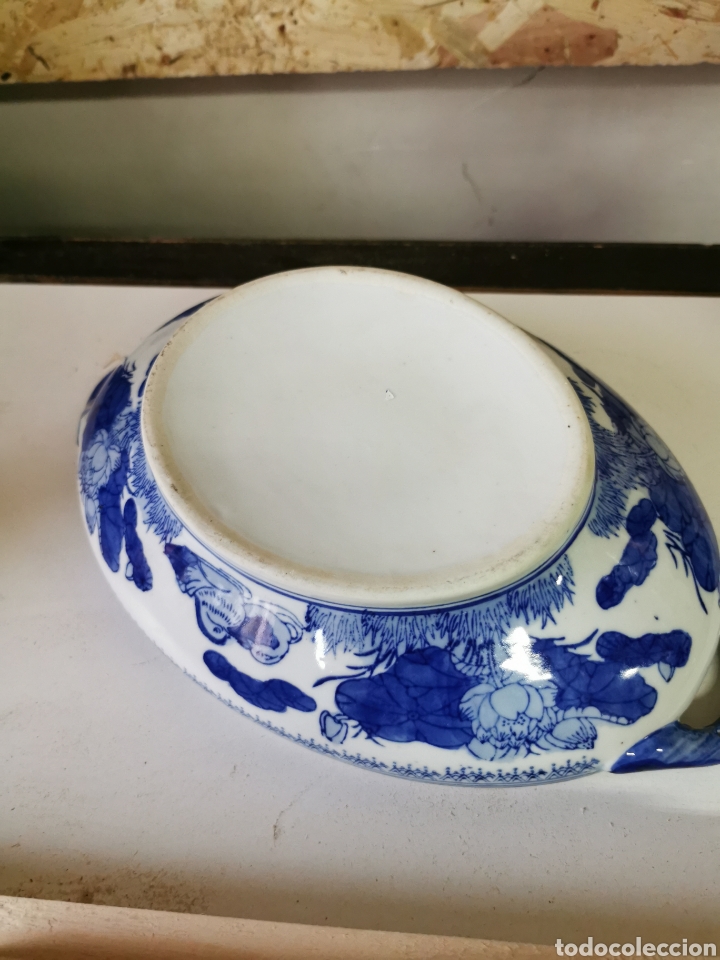 Antig&uuml;edades: Sopera de porcelana circa 1980 - Foto 3