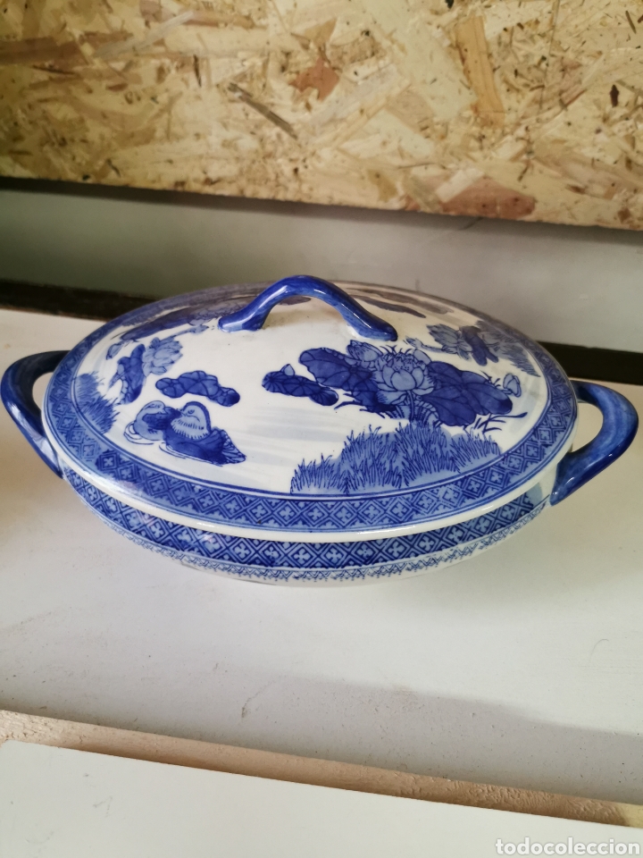 Antig&uuml;edades: Sopera de porcelana circa 1980 - Foto 4