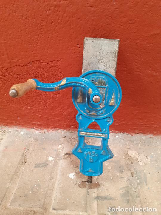 Antig&uuml;edades: RAYADOR ELMA - Foto 1
