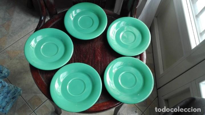 Antig&uuml;edades: 5 platos de porcelana de postre - Foto 1