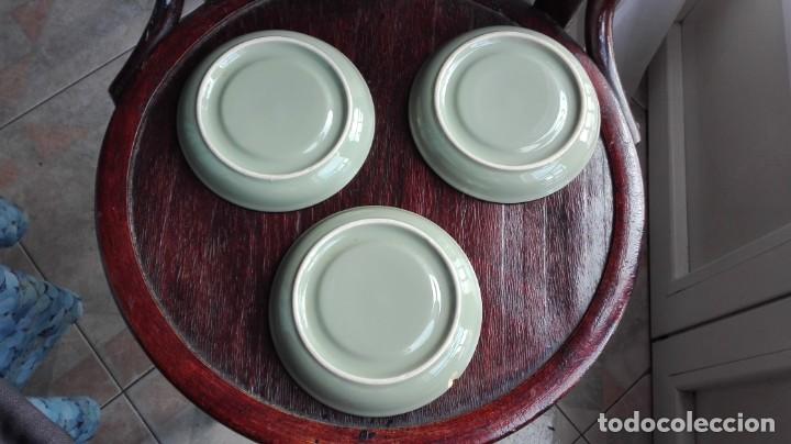 Antig&uuml;edades: 3 platos de porcelana de postre - Foto 3