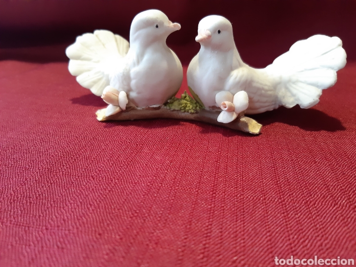Antig&uuml;edades: Biscuit. Pareja de pajaritos - Foto 2