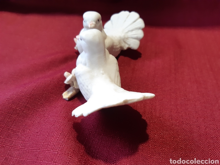 Antig&uuml;edades: Biscuit. Pareja de pajaritos - Foto 3