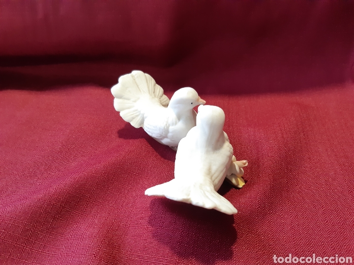 Antig&uuml;edades: Biscuit. Pareja de pajaritos - Foto 5