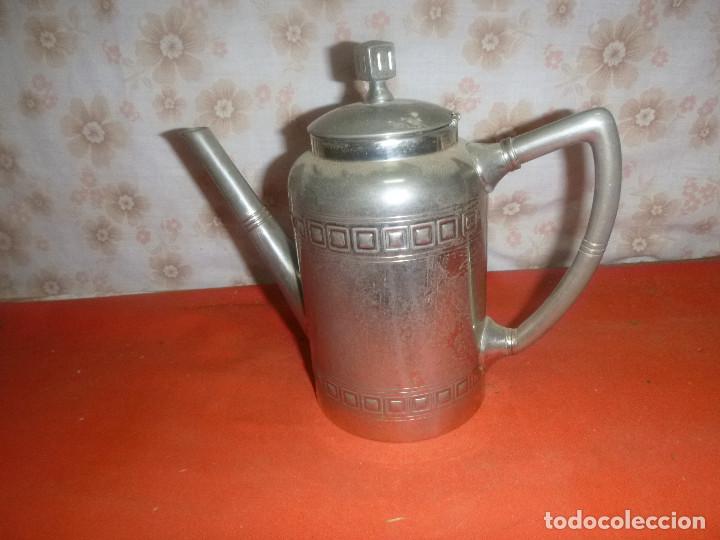 Antig&uuml;edades: TETERA PLATEADA - Foto 1