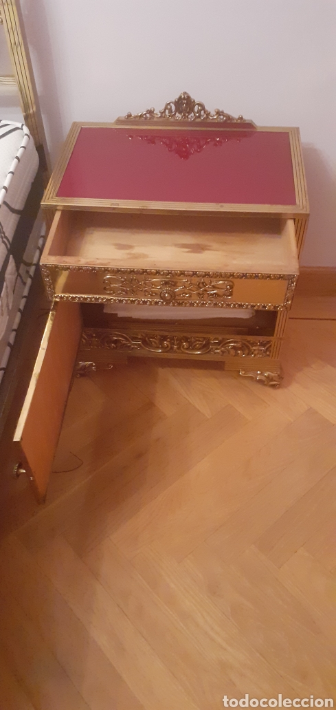 Antig&uuml;edades: Dormitorio de lat&oacute;n y cristal rojo - Foto 9