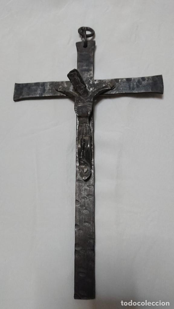 Antig&uuml;edades: CRUCIFIJO FORJA - Foto 2