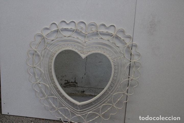Antig&uuml;edades: ESPEJO CORAZON EN HIERRO DE FORJA - Foto 5