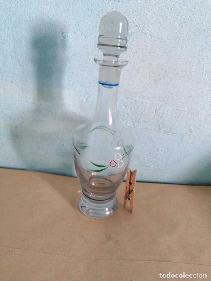 Antig&uuml;edades: BOTELLA PARA MESITA DE NOCHE - Foto 4