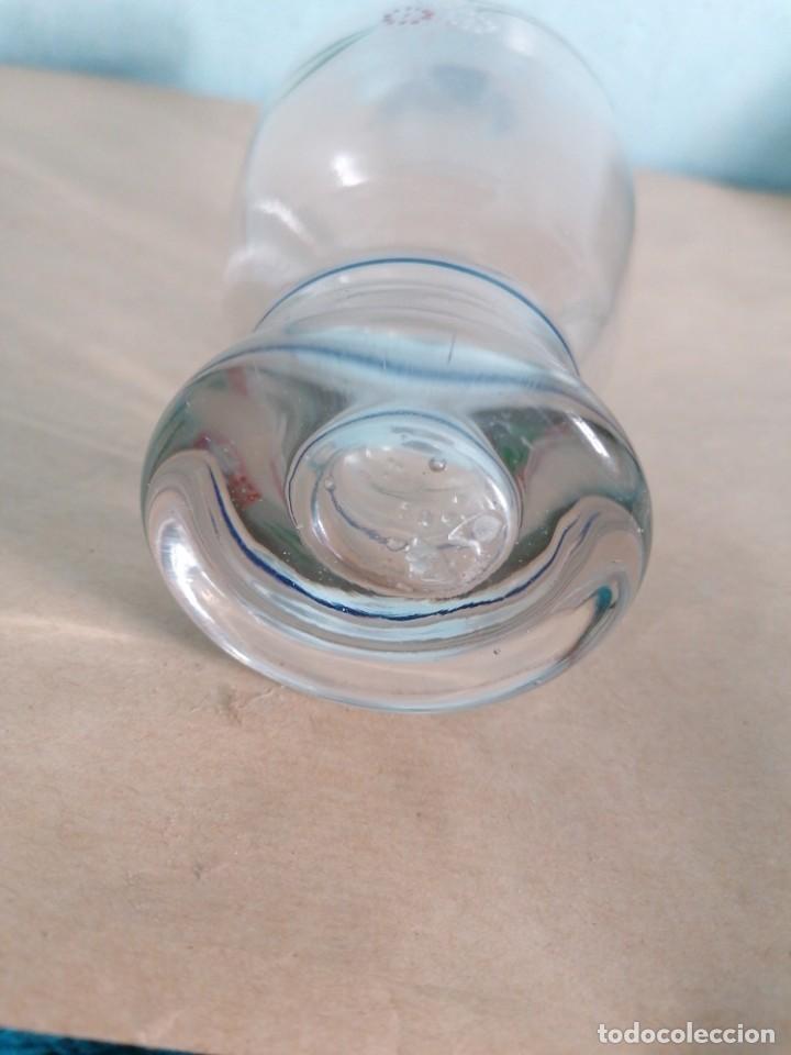 Antig&uuml;edades: BOTELLA PARA MESITA DE NOCHE - Foto 5