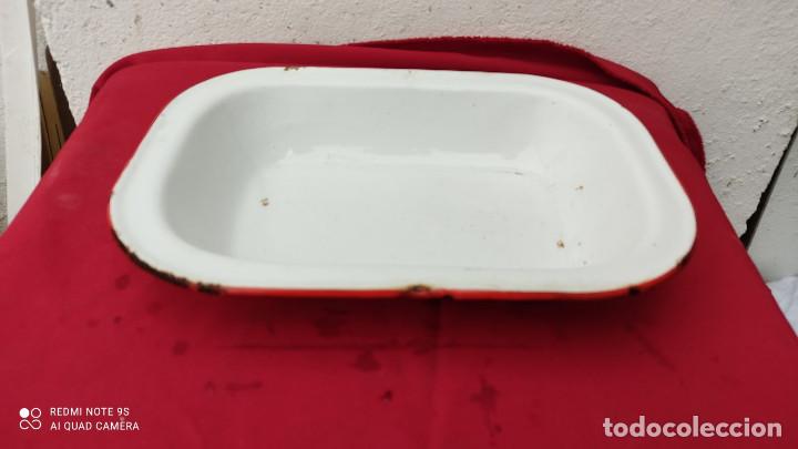 Antig&uuml;edades: bandeja de laton ceramicada - Foto 1