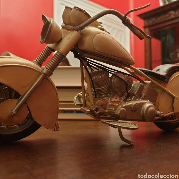 Antig&uuml;edades: Espectacular moto en escala - Foto 2