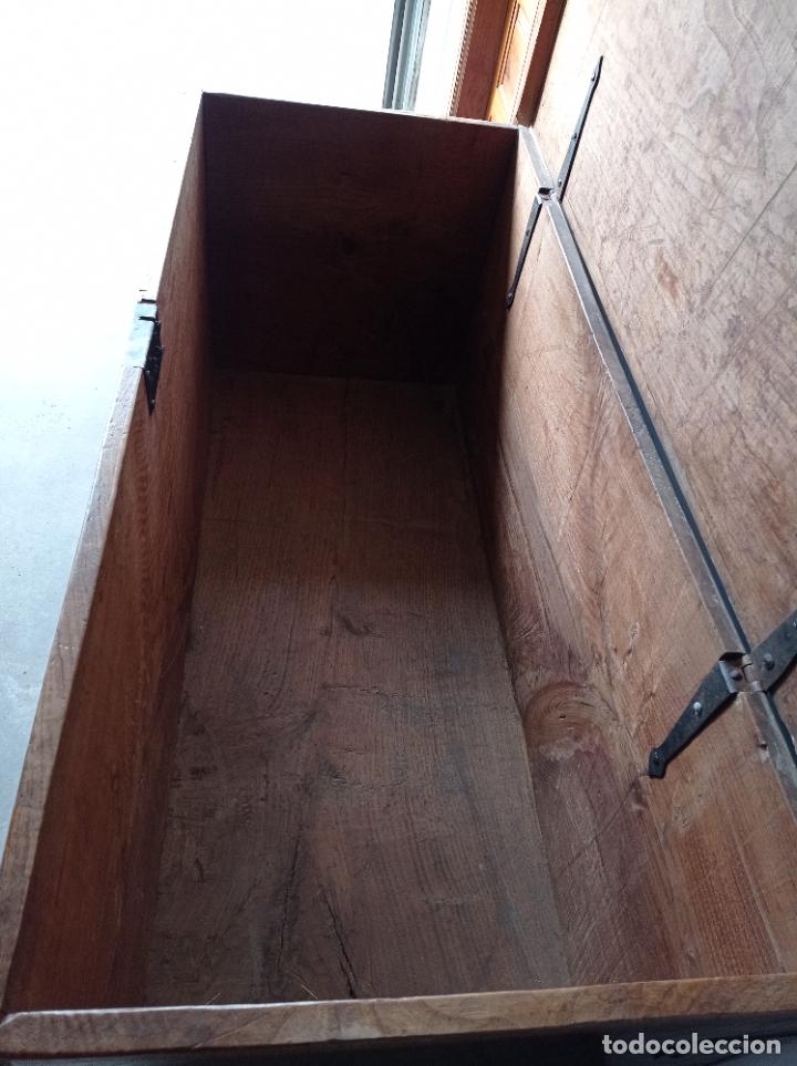 Antig&uuml;edades: ARCA LEONESA DE CASTA&Ntilde;O - Foto 9