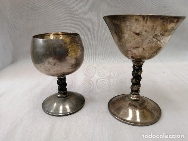 Antig&uuml;edades: 2 copas para licor y agua E P Brass Espa&ntilde;a - Foto 1