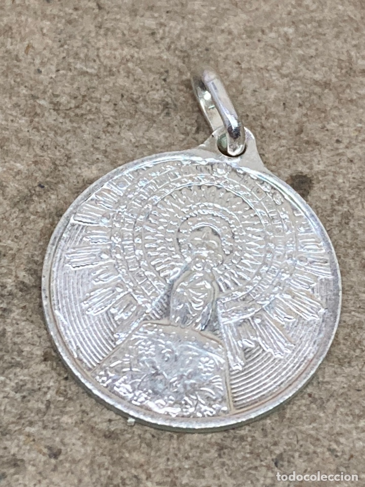 Antig&uuml;edades: Medalla de plata religiosa - Foto 1