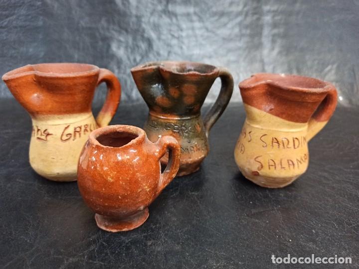 Antig&uuml;edades: Conjunto de 4 jarritas de barro. C6 - Foto 1