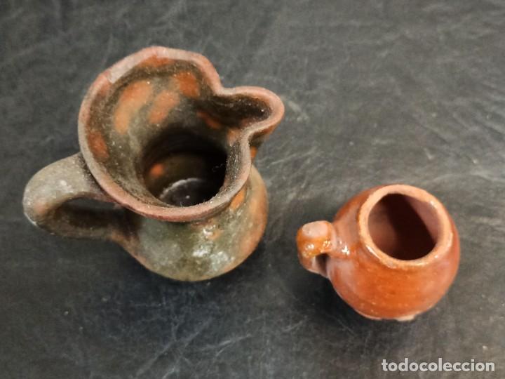 Antig&uuml;edades: Conjunto de 4 jarritas de barro. C6 - Foto 8