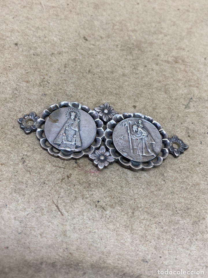Antig&uuml;edades: Broche de plata religioso - Foto 2