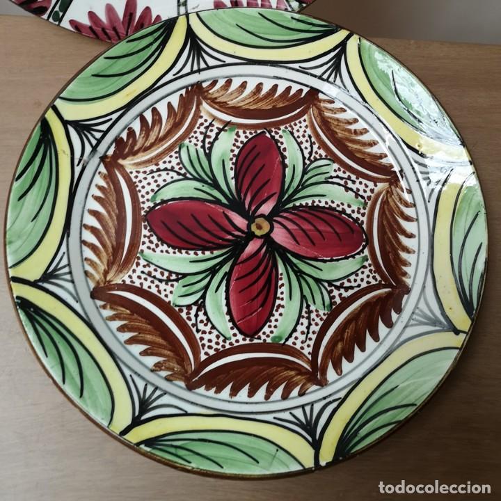 Antig&uuml;edades: Pareja Platos Flores - Foto 3