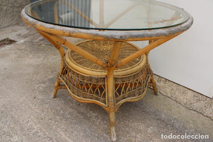 Antig&uuml;edades: mesa de mimbre - Foto 3