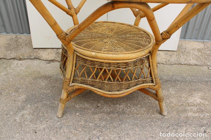 Antig&uuml;edades: mesa de mimbre - Foto 6