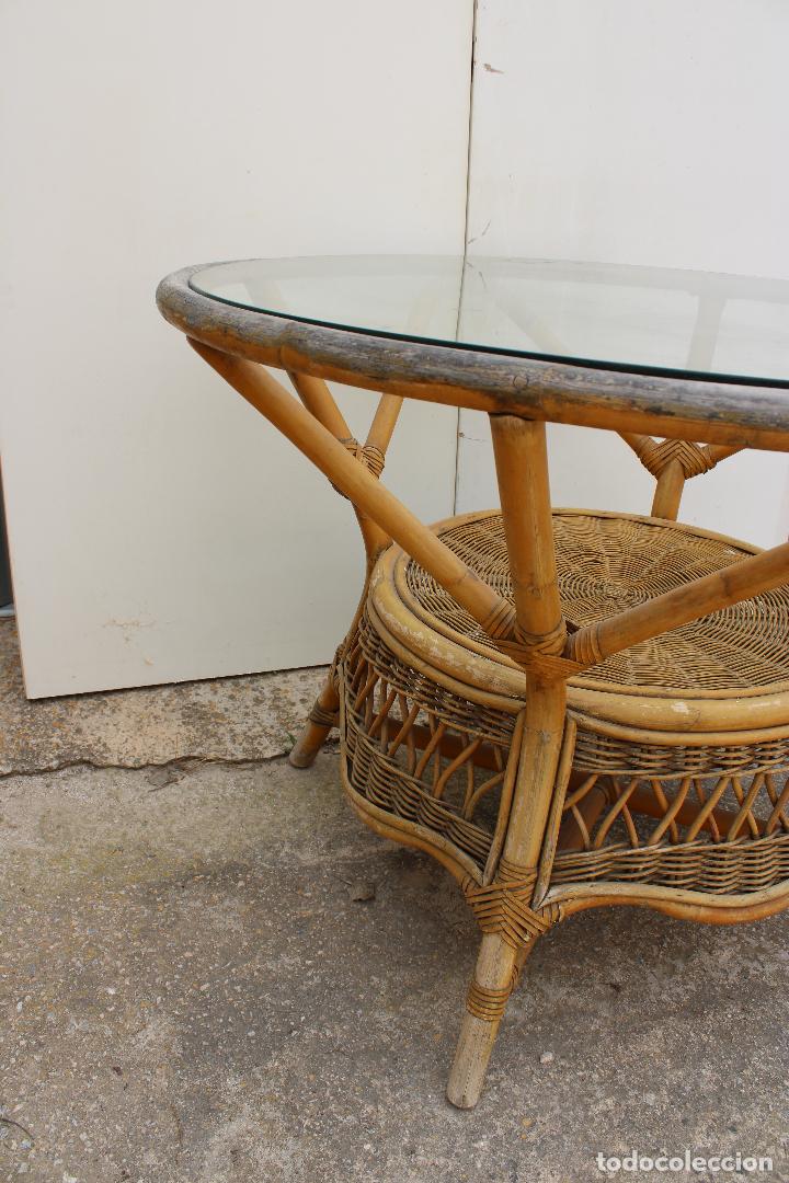 Antig&uuml;edades: mesa de mimbre - Foto 7