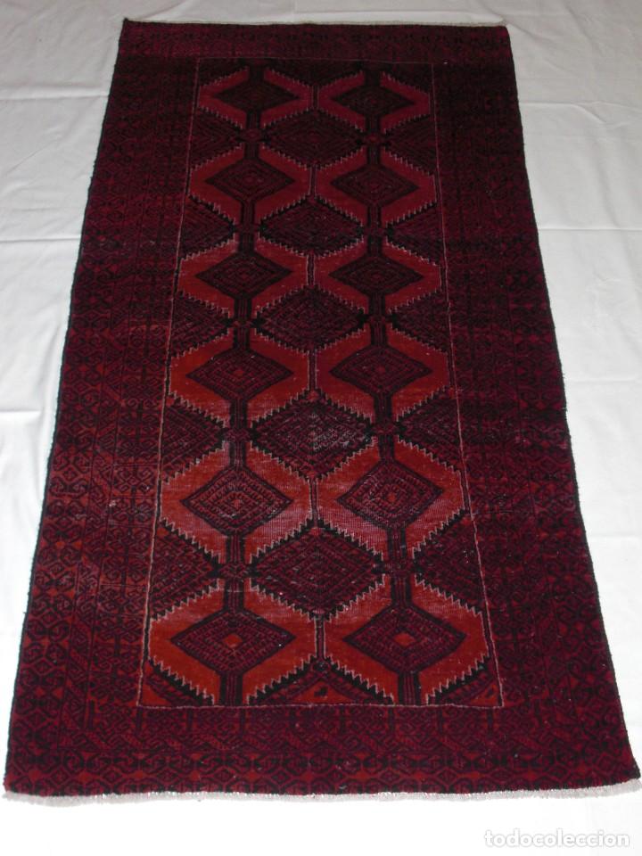 Antig&uuml;edades: Alfombra persa (A029-038) - Foto 1
