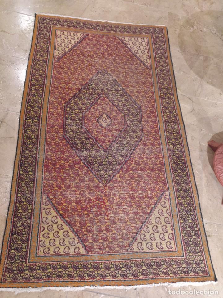 Antig&uuml;edades: Alfombra persa (A029-039) - Foto 1