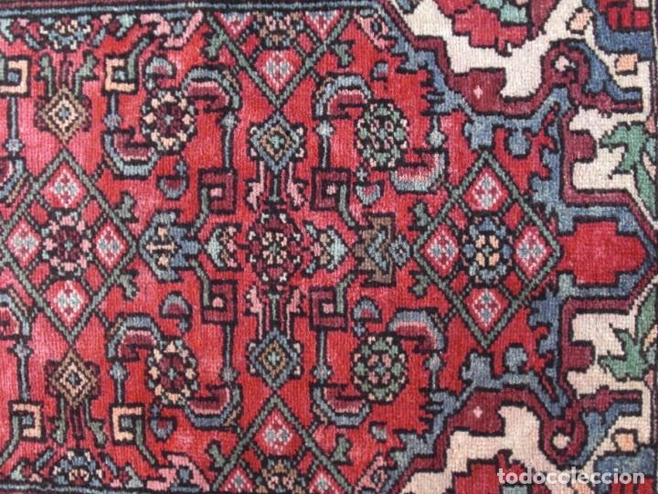 Antig&uuml;edades: Alfombra persa (A029-055) - Foto 2