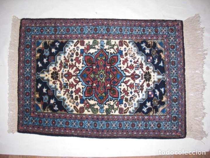 Antig&uuml;edades: Alfombra persa (A032-006) - Foto 1