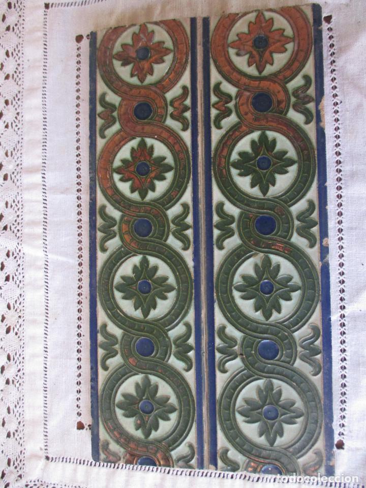 Antig&uuml;edades: Azulejo de reflejos Mensaque - Foto 1