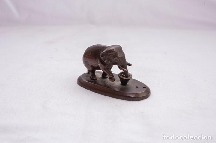 Antiguidades: Elefante de Bronce
