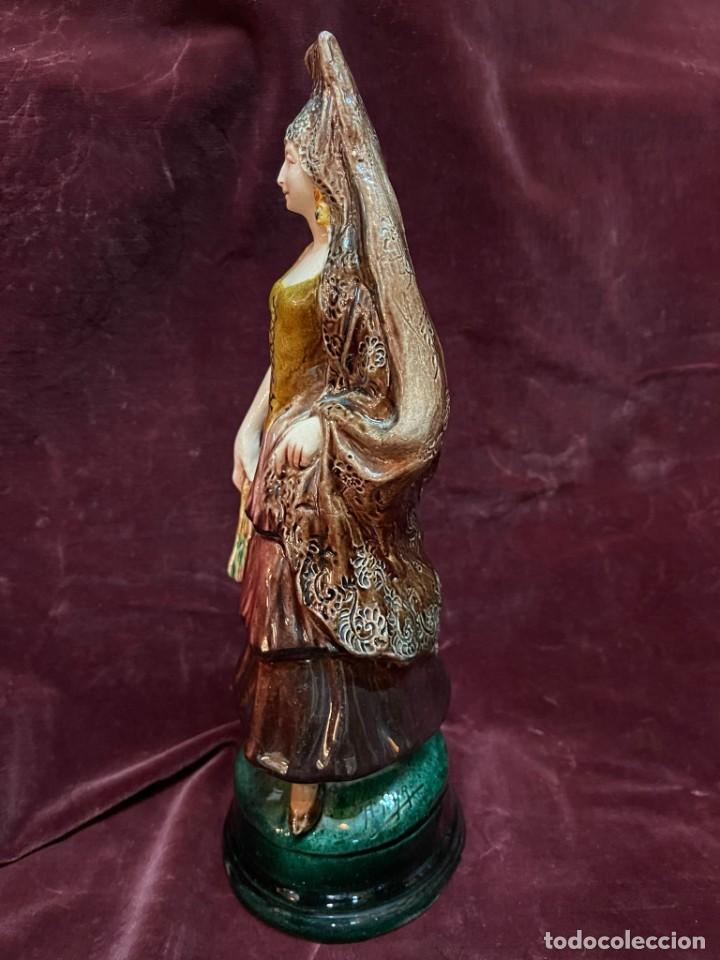 Antig&uuml;edades: Mantilla de Antonio Peyro. - Foto 3