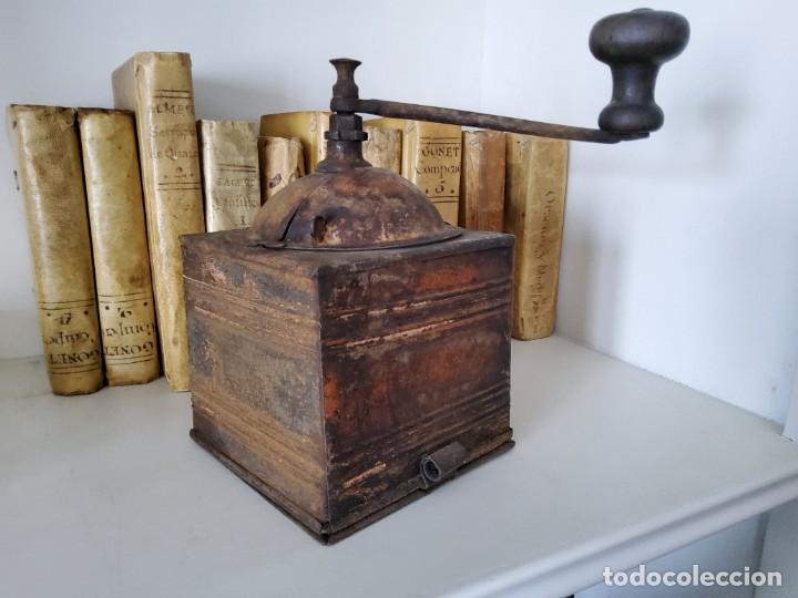 Antig&uuml;edades: ANTIGUO MOLINO DE CAF&Eacute; DE CHAPA - Foto 1