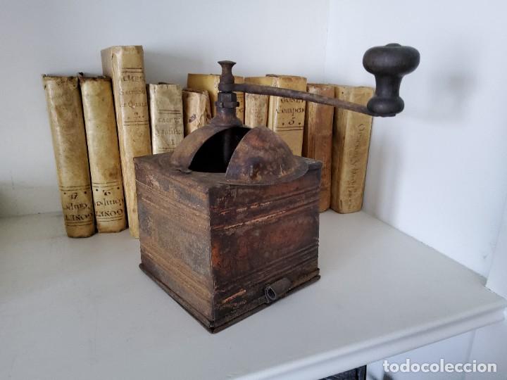 Antig&uuml;edades: ANTIGUO MOLINO DE CAF&Eacute; DE CHAPA - Foto 2