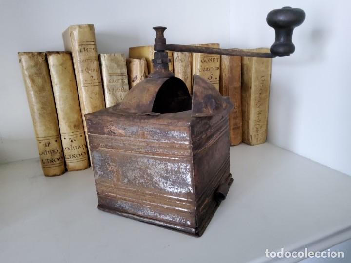 Antig&uuml;edades: ANTIGUO MOLINO DE CAF&Eacute; DE CHAPA - Foto 3